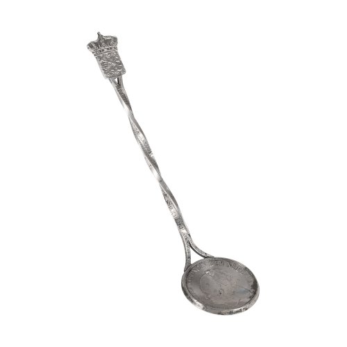 Andenkenlöffel. Silber. Mit 2  1/2 Gulden-Wilhelmina-Silbermünze von 1938 als Laffe, gedrehter Griff. Ca. 40 g. L. 15,5 cm.