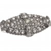 Brosche. WG oder Platin, Diamantbesatz.