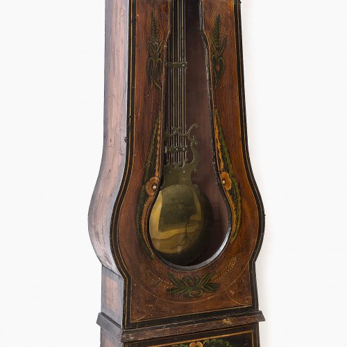 Standuhr. Deutsch, 19. Jh. Weichholz bemalt. H. 242 cm.