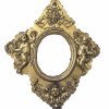 Rahmen für Miniatur. Italien, um 1600-1650. Kupfer, vier Engelsapplikationen aus Bronzeguss, vergoldet. Außenmaß 23 x 19 cm.