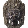 Maske des Yidam Bhairava. Nepal, um 1900. Im schreckerfüllendem Aspekt zur Vertreibung der Widersacher des Buddhismus. Bronze. H. 21 cm.