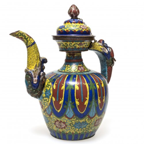 Teekanne. China/Tibet. Email-cloisonné. H. 27 cm. Besch., rep., Gebrauchsspuren.