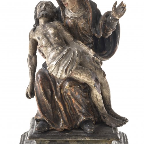 Pieta. Süddeutsch, 18./19. Jh. Übergangene Farbfassung. H. 17 cm. Finger fehlen.