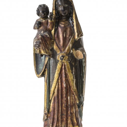 Süddeutsch, 19. Jh. Muttergottes von Altötting. Übergangene Farbfassung. H. 24,5 cm. Besch. Mit Sockel.