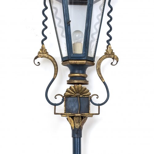 Vortragelaterne. Süddeutsch, 19. Jh. H. 236 cm. Elektrifiziert.