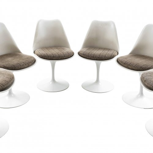 Sechs Stühle Tulip Saarinen/Knoll.