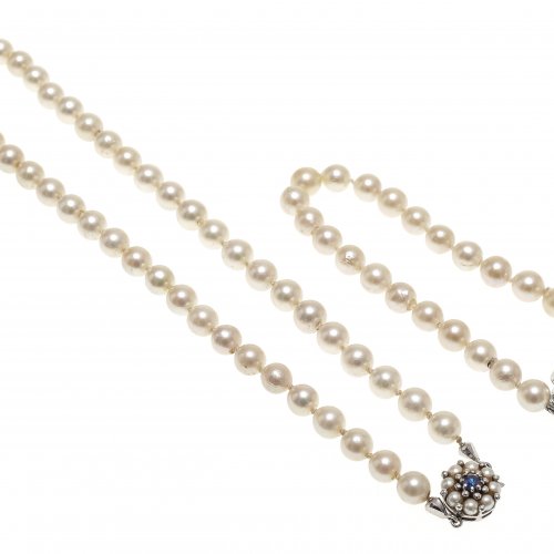 Perlenkette und Armband