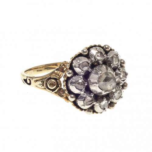Ring mit Diamantbesatz, GG
