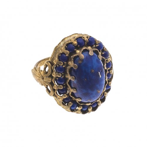 Ring. Lapislazulibesatz, vergoldet.