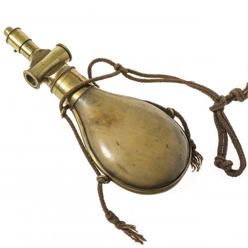 Pulverhorn, Messingmontierung.