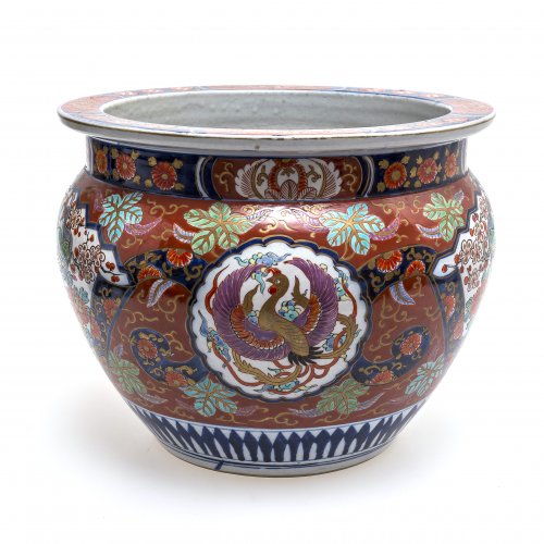 Cachepot. Japan, um 1900, Emailmalerei.
