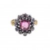 Ring mit Topas, Diamantentourage.