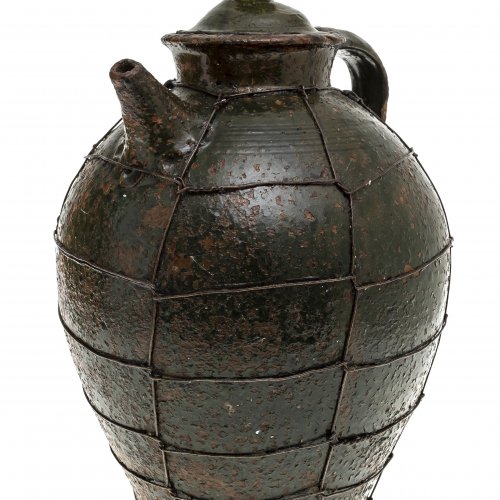 Deckelkrug, Irdenware, grün glasier, Drahtnetz.