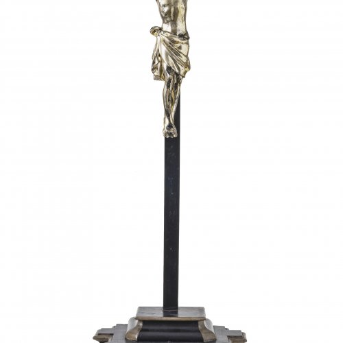 Standkreuz, im Sockel Klosterarbeit.