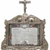 Kanontafel, versilberte Blende, Kreuzbekrönung.