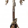 Standkreuz mit Schmerzensmutter und Engeln.