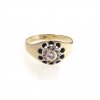 Ring mit Diamantbesatz.