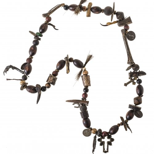 Amulettkette für den Stall.
