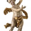 Engel, schwebend, mit Weintraube, Holz, Inkarnat- und Goldfassung, Österreich/Steiermark, um 1740, H. 72 cm.