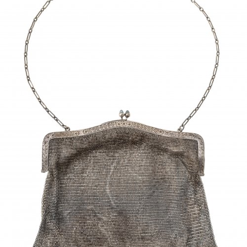 Damenabendtasche, Silber (800), Verschluss mit Saphircabochons, L. 17 cm.