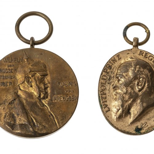 Zwei Ehrenmedaillen, Prinzregent Luitpold und Kaiser Wilhelm.
