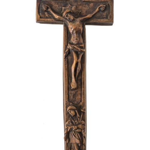 Reliquienkreuz, Oberammergau, Holz, geschnitzt, H. 24 cm.