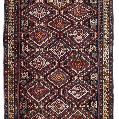 Teppich, Kazak. Kaukasus, 20. Jh. 330 x 188 cm.