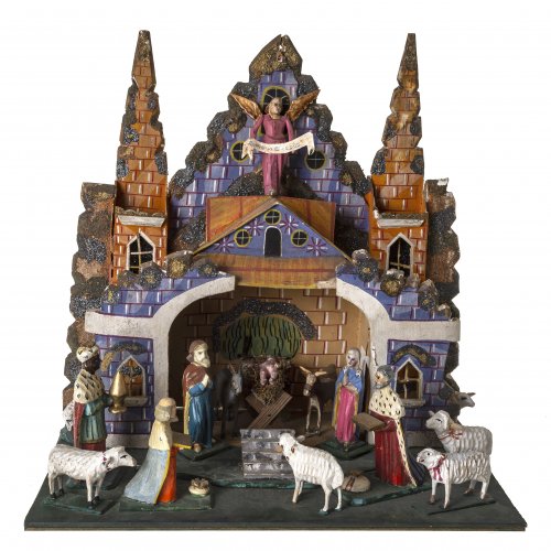 Krippe, Oberammergau, hl. Familie mit Anbetung der Könige, Holz, Karton, bemalt.