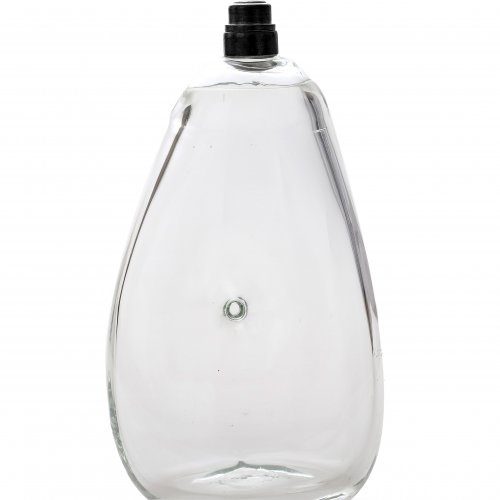 Nabelflasche, farbloses Glas, Zinnschraubverschluss, H. 22 cm.