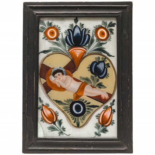 Hinterglasbild. Buchers/Sandl.  Auf dem Kreuz schlafendes Jesuskind, von Herz hinterfangen. Tempera/Glas. Glas am Rand besch. mit kl. Ergänzung. 30 x 19,5 cm.
