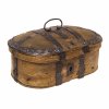 Kutschertruhe. Holz, Eisenbeschläge. Schweden, Ende 18./Anfang 19. Jh. Alterungsspuren.